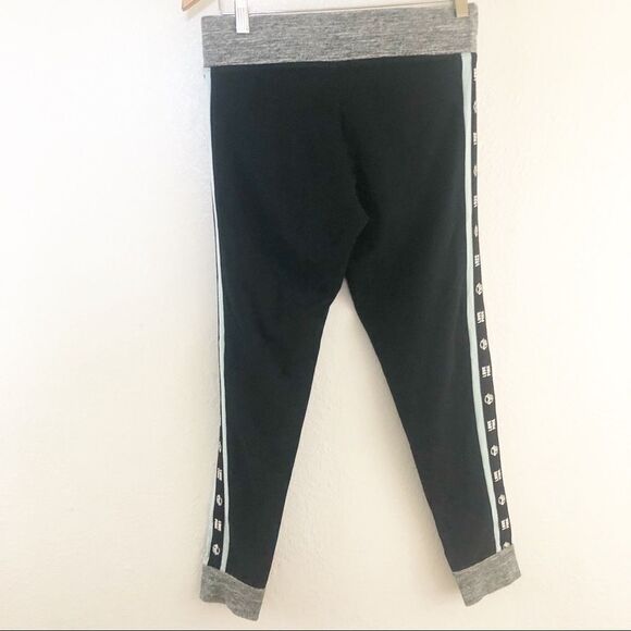 Pink VS yoga gray, black and aqua green joggers size M - Picture 6 of 8